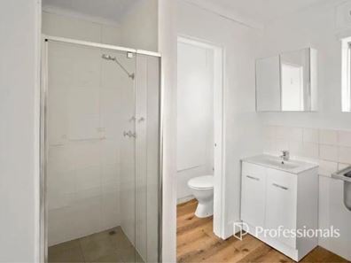 21/2 Rand Court, Withers WA 6230