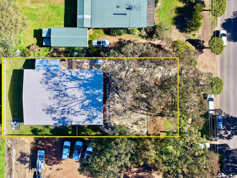 18 Memorial Drive, Cowaramup