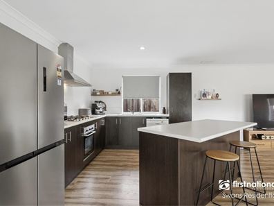 7 Tickner Parade, Ellenbrook WA 6069