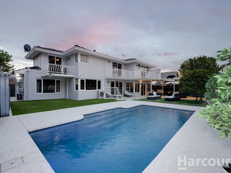 17 Gifford Mews, Currambine WA 6028