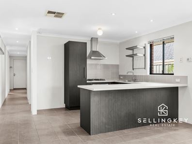 35 SERISIER PARKWAY, Queens Park WA 6107