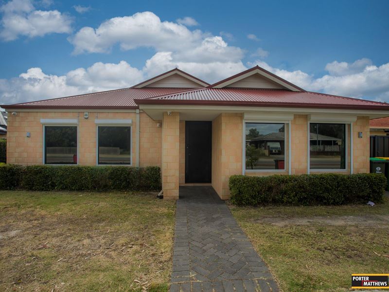 371 Wright Street, Cloverdale WA 6105