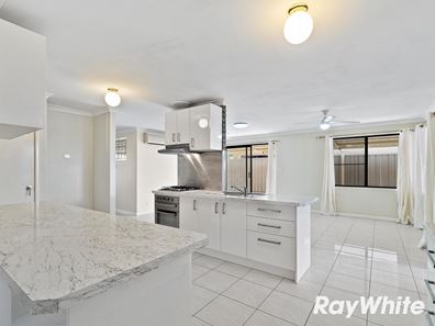 4 Newlyn Way, Coodanup WA 6210