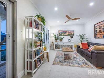 104 Santorini Promenade, Alkimos WA 6038