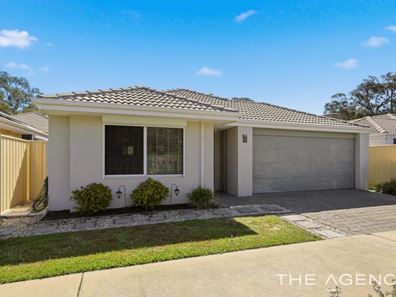 57 Warburton Trail, Lakelands WA 6180