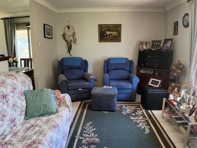 49 Rusthall Way, Huntingdale WA 6110