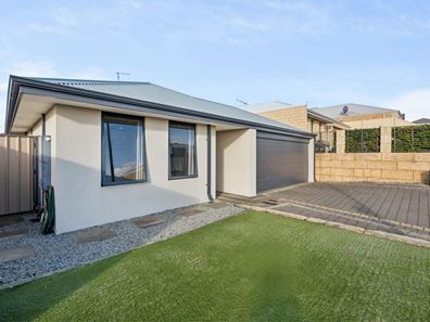 22 Fogliani Loop, Sinagra WA 6065