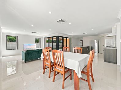 234B Second Street, Wonthella WA 6530