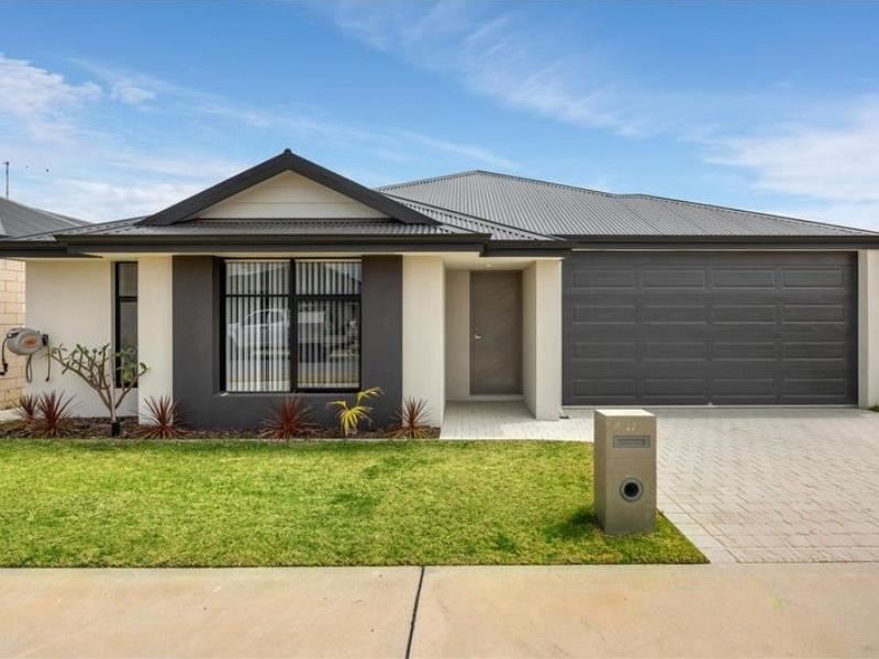 17 Daffodil Way, Karnup