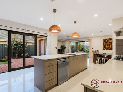 4 Rockport Ridge, Wellard WA 6170