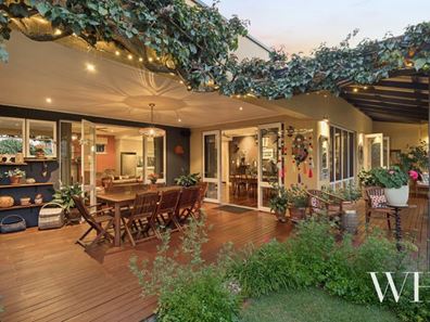 12 Clayton Street, East Fremantle WA 6158