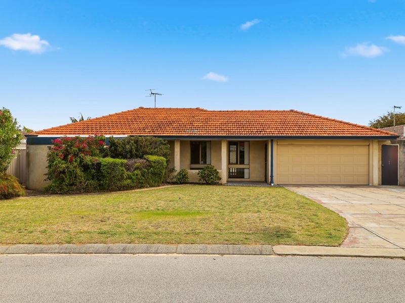 10 Ocean Place, Waikiki WA 6169