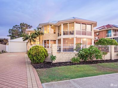 149 Rockingham Beach Road, Rockingham WA 6168