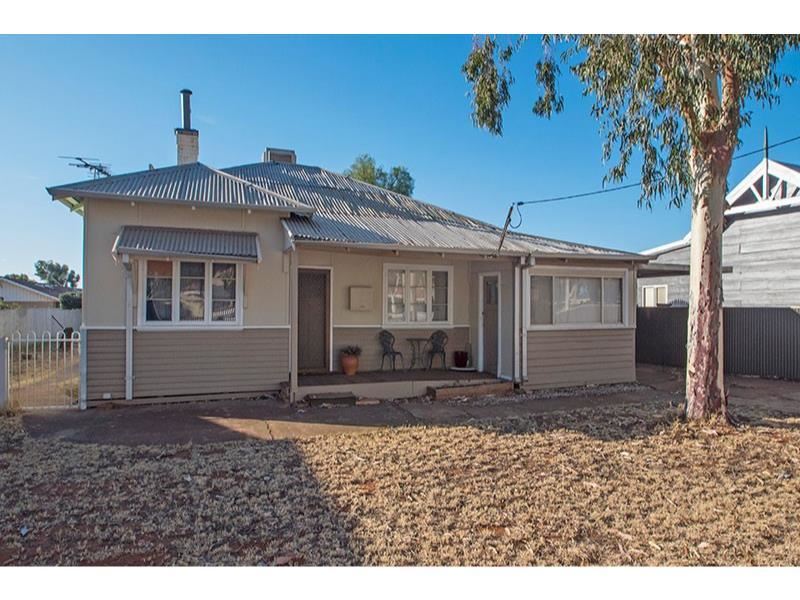 318 Piccadilly Street, West Lamington WA 6430