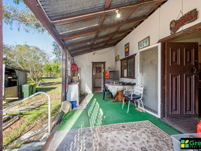 677 Pinjarra Road, Barragup WA 6209