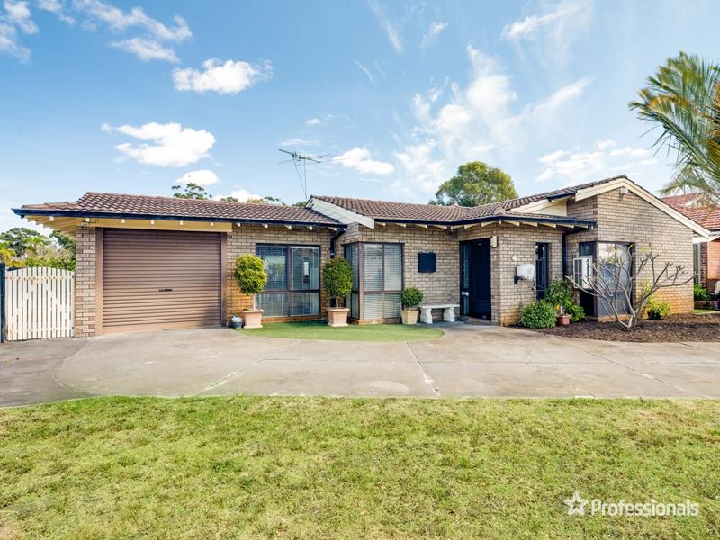 7 Jacaranda Drive, Ballajura WA 6066