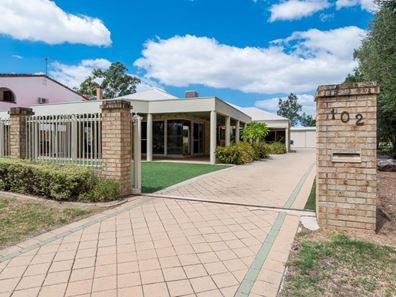 102 Riverside Drive, South Guildford WA 6055