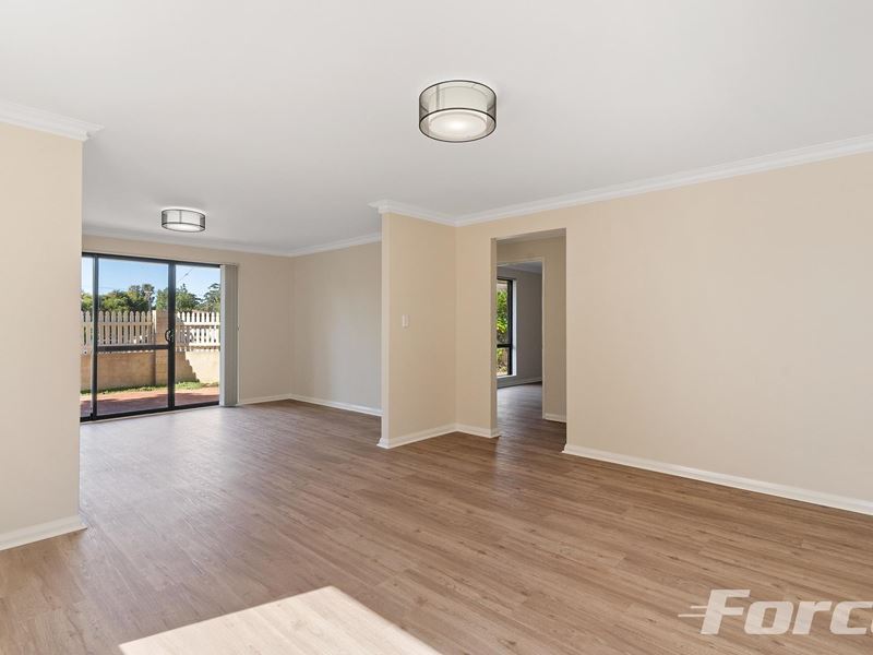 6/37 Ravenswood Drive, Nollamara WA 6061