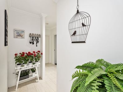 7 Merrin Court, Falcon WA 6210