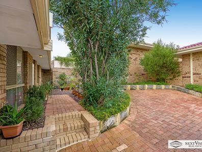 11/1-3 Stanbury Place, Kardinya WA 6163