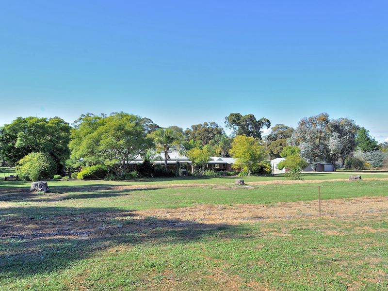 22 Accedens Rise, Bakers Hill