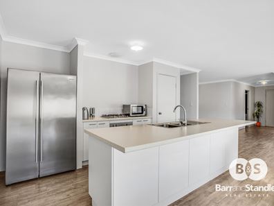 14 Waverley Road, Australind WA 6233