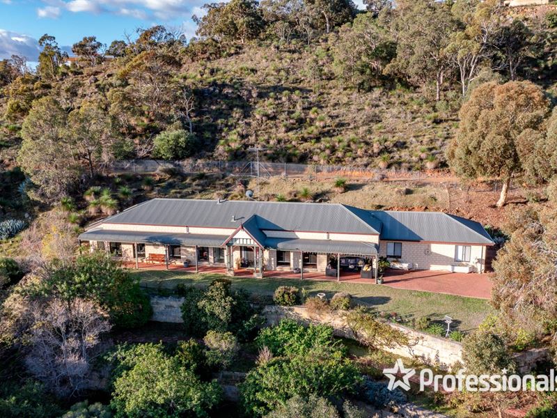 8 Cabernet Court, Mount Nasura