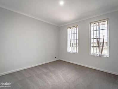 4A Sorelle Way, Port Kennedy WA 6172