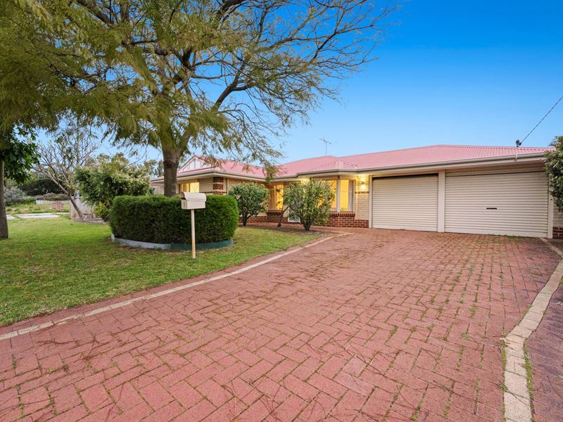 7 Fantail Drive, Bibra Lake WA 6163