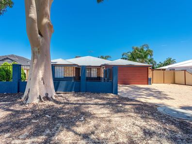 11 Ralphs Street, Seville Grove WA 6112