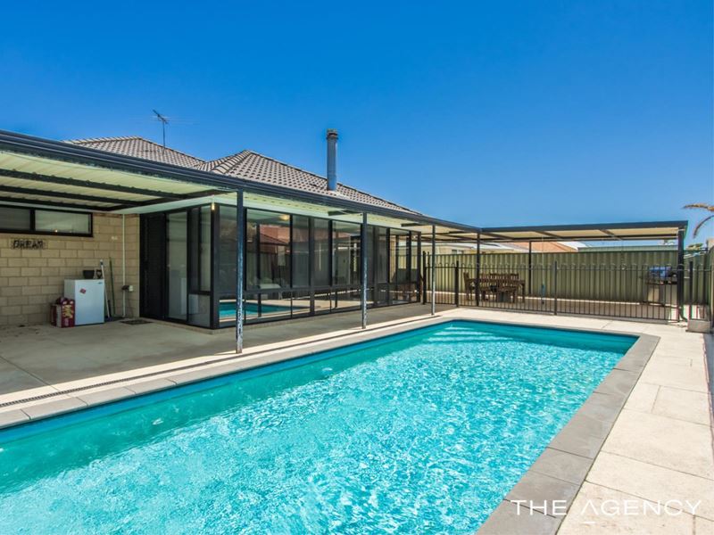 35 Antonio Circuit, Port Kennedy WA 6172