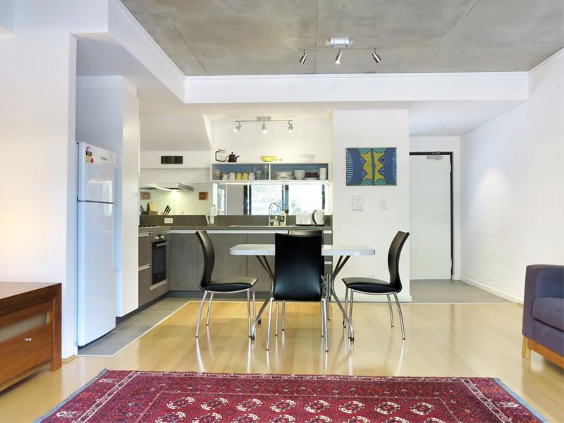 7/59 Breaksea Drive, North Coogee