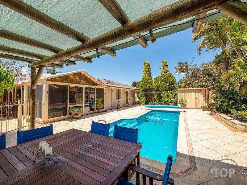 8 Bernera Drive, Willetton