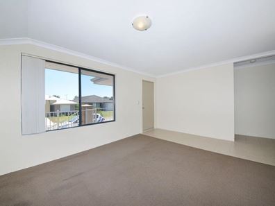 8 Wallum Road, Banksia Grove WA 6031