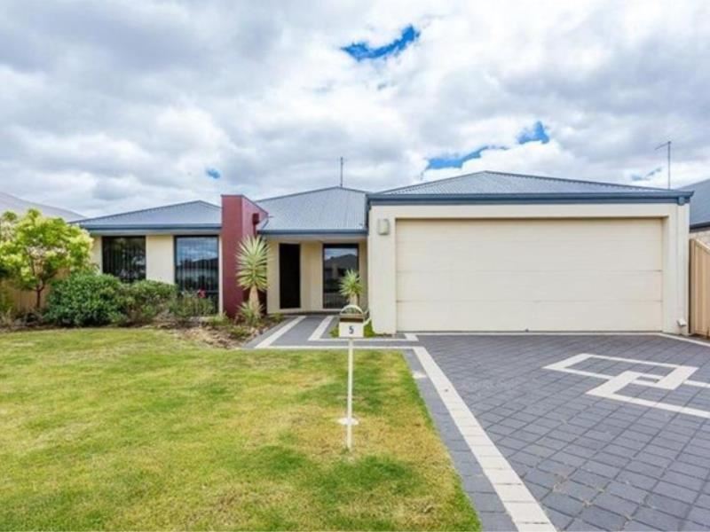 5 Hay Entrance, Pinjarra WA 6208