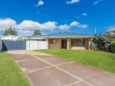 17 Edith Road, Safety Bay WA 6169