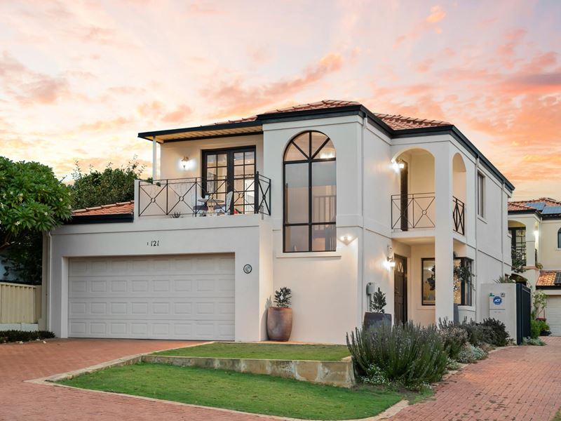 1/121 Grand Promenade, Doubleview