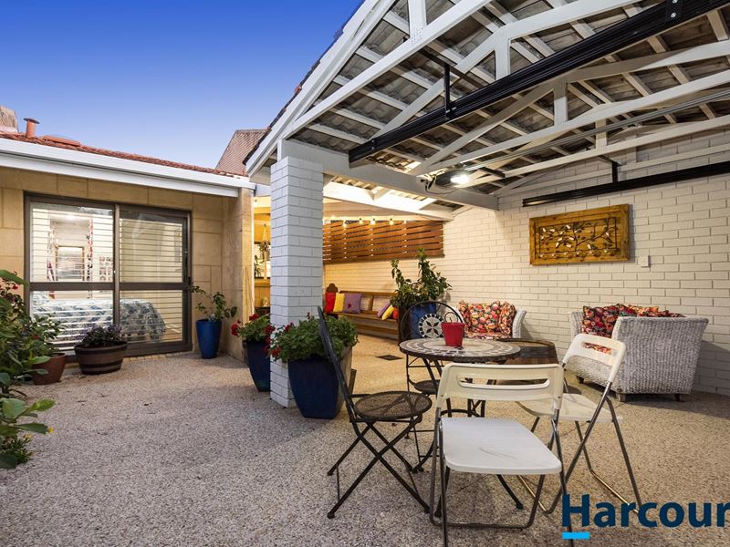 11 Namatjira Place, Leederville