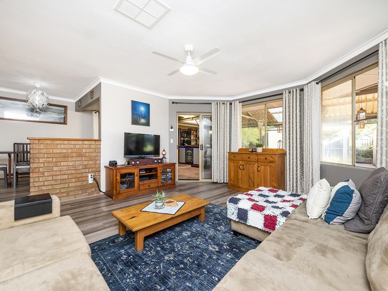 8 Bluegum Place, Ballajura