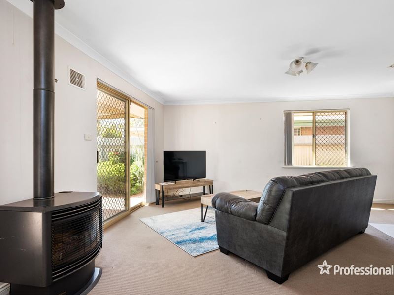 32A Premier Street, Hannans
