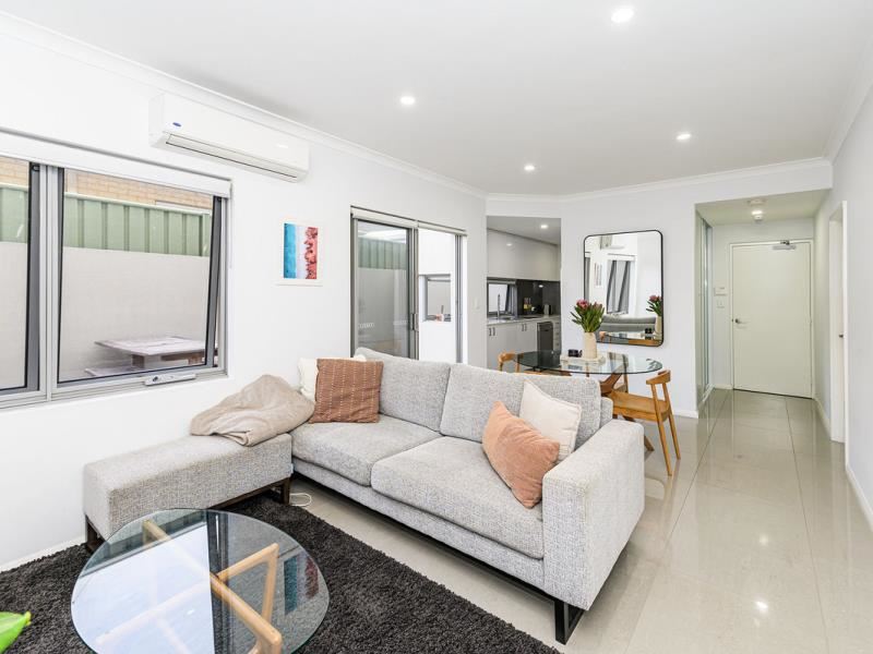 2/29 Birdwood Street, Innaloo