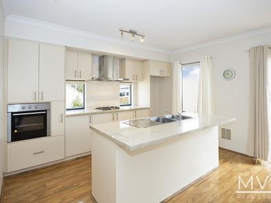 9A Nangetty Street, Innaloo WA 6018