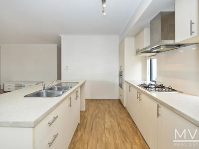 9A Nangetty Street, Innaloo WA 6018