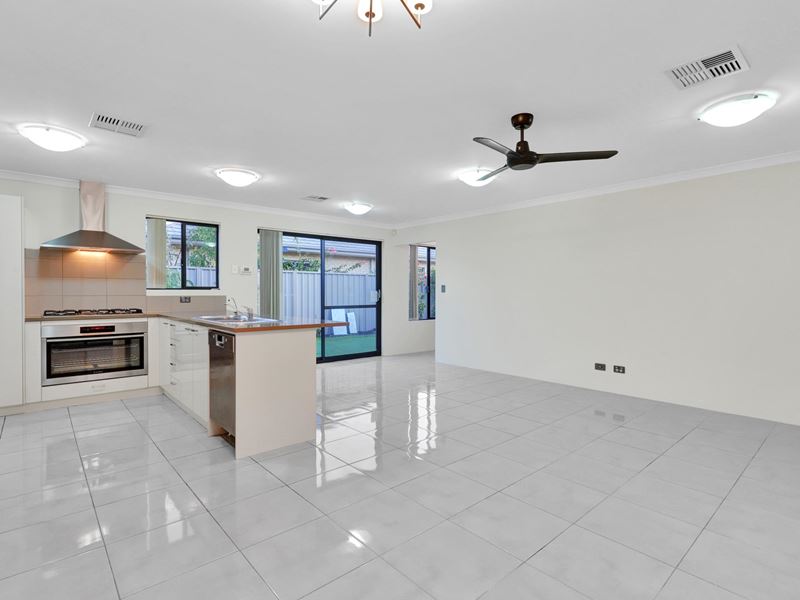 35 Ballycastle Loop, Canning Vale