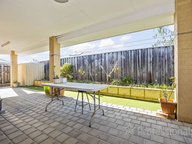 34 Geographe Loop, Ellenbrook WA 6069