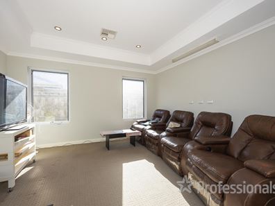 34 Geographe Loop, Ellenbrook WA 6069