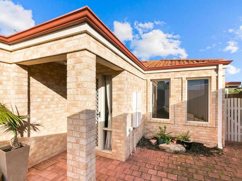 10A Orsulich Loop, Spearwood WA 6163