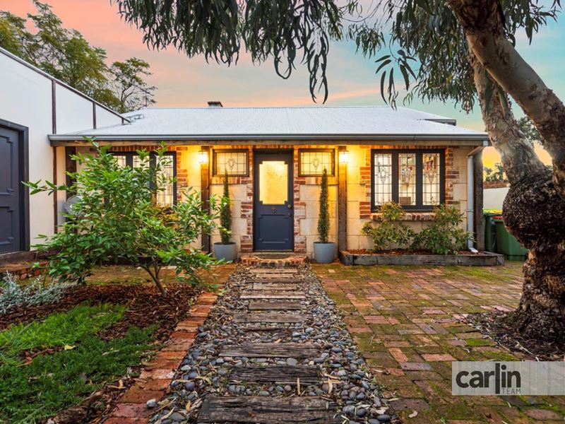 77 Carrington Street, Palmyra WA 6157