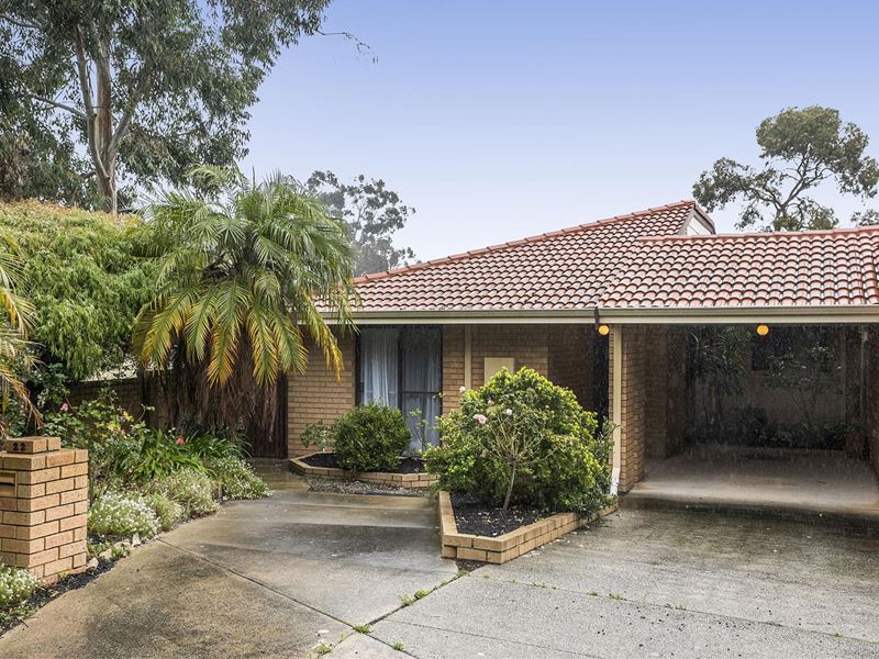 22 Juniper Place, Ballajura WA 6066