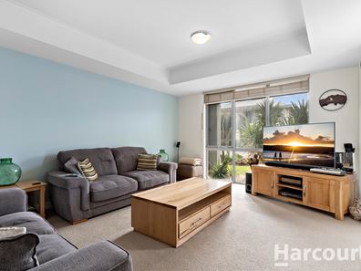 9 Impressa Way, Halls Head WA 6210